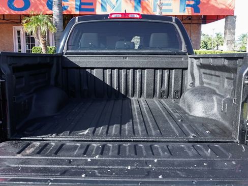 Used 2020 Toyota Tundra SR5 w/ SR5 Leather Package AWD/4WD image 8