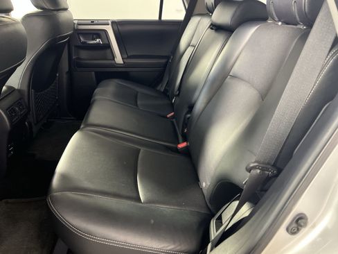Used 2016 Toyota 4Runner Limited AWD/4WD image 22