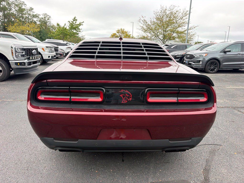 Used 2019 Dodge Challenger SRT Hellcat RWD image 4