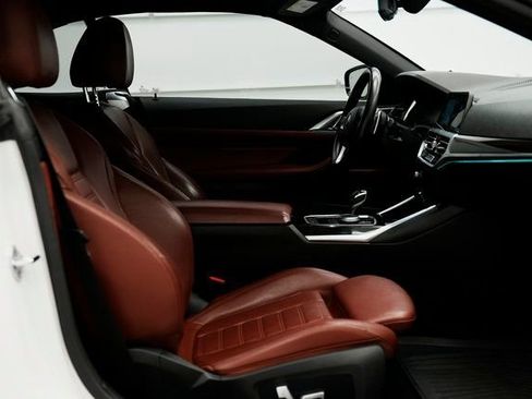 Used 2021 BMW 430i Convertible image 19