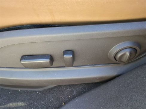 Used 2016 Buick Enclave Leather w/ Enclave Tuscan Edition image 23