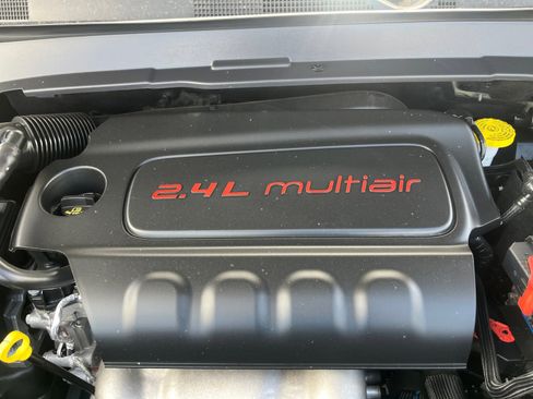 Certified 2022 Jeep Compass Latitude image 22