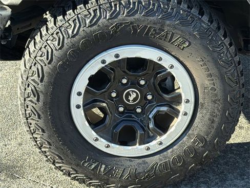 Used 2024 Ford Bronco Big Bend w/ Sasquatch Package image 18