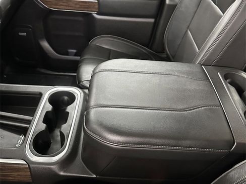 Used 2023 Chevrolet Silverado 3500 High Country image 21