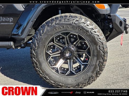 Used 2022 Jeep Gladiator Sport image 10
