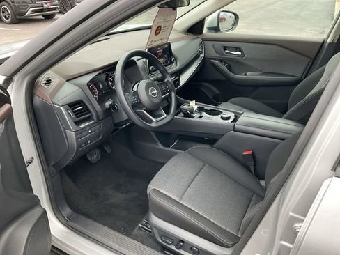 Certified 2023 Nissan Rogue SV image 10