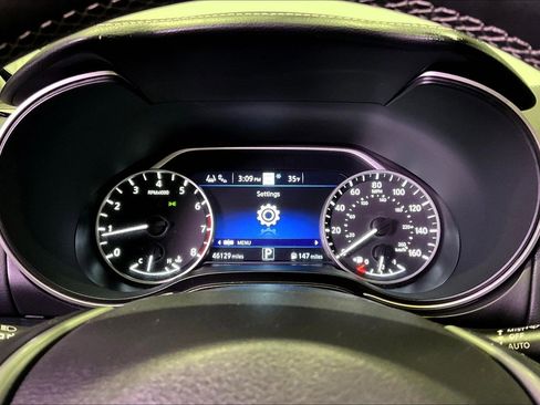 Used 2019 Nissan Maxima Platinum w/ Sport Mat Group FWD image 13
