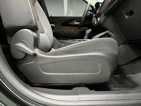 Used 2021 Chevrolet TrailBlazer LT w/ Convenience Package FWD image 58