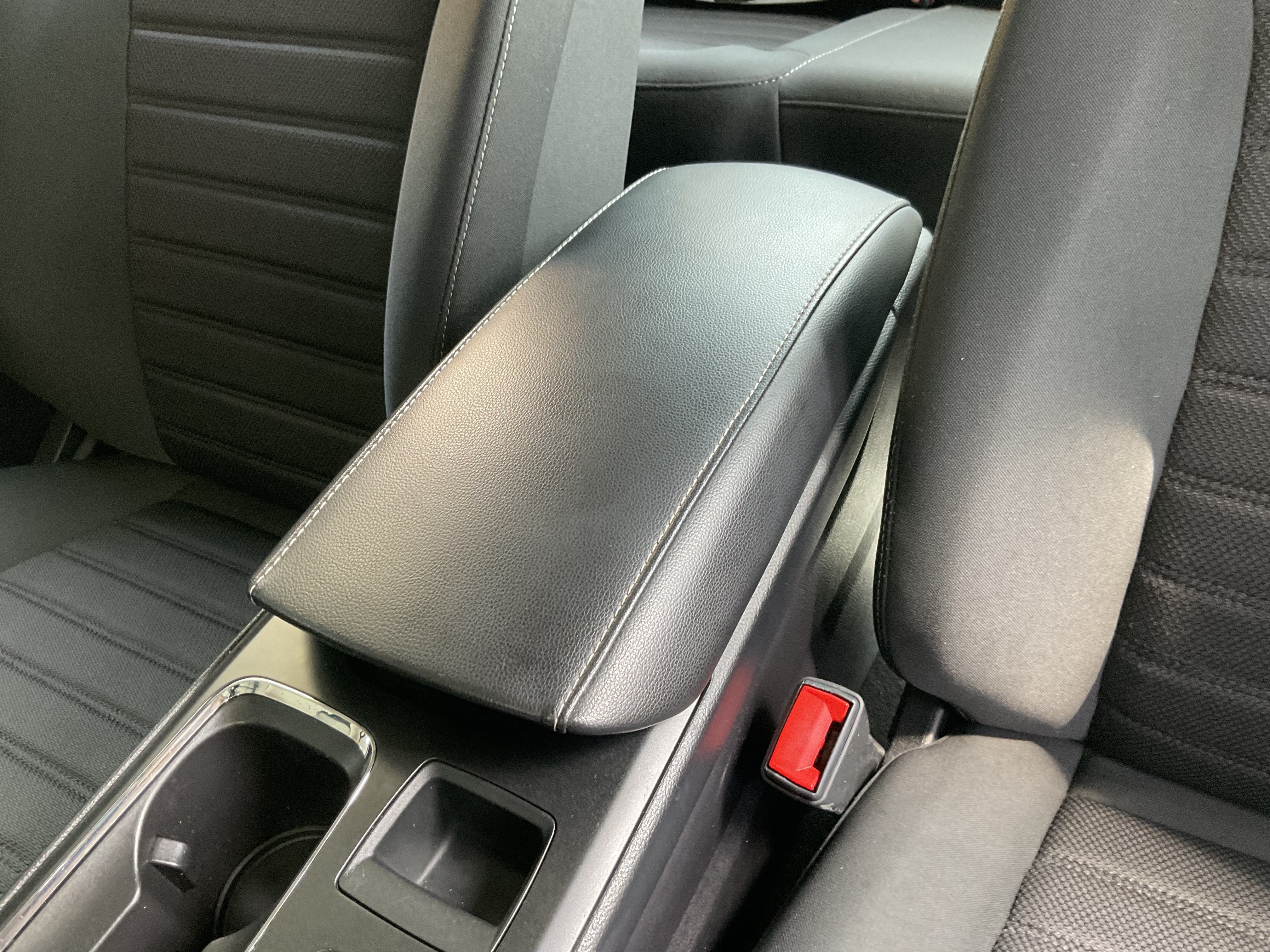 Used 2020 Ford Fusion SE AWD/4WD image 19