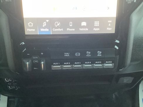 New 2026 RAM 2500 Tradesman image 36