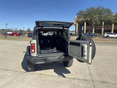 New 2026 Ford Bronco Big Bend w/ Black Diamond Package AWD/4WD image 6