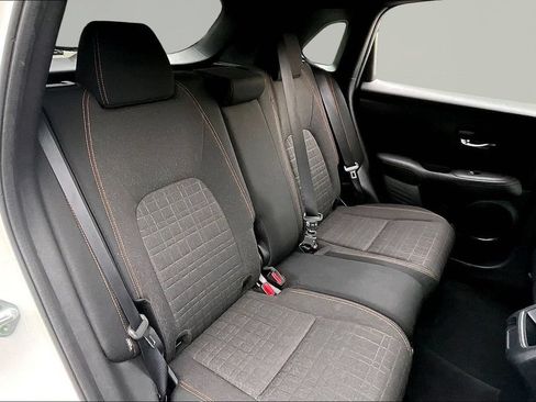 Used 2023 Honda HR-V Sport image 19