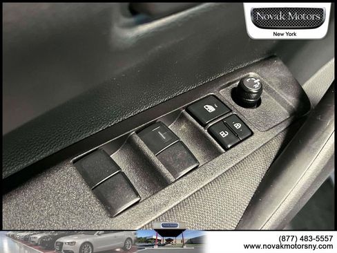 Used 2025 Toyota Corolla LE FWD image 19