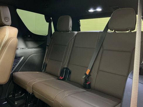 Used 2023 Chevrolet Tahoe High Country RWD image 27