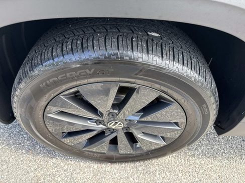 Used 2022 Volkswagen Taos S AWD/4WD image 12
