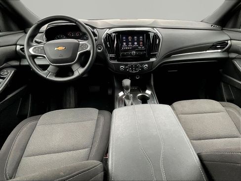 Used 2023 Chevrolet Traverse LT FWD image 7