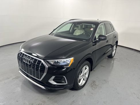 Used 2019 Audi Q3 2.0T Premium AWD/4WD image 24