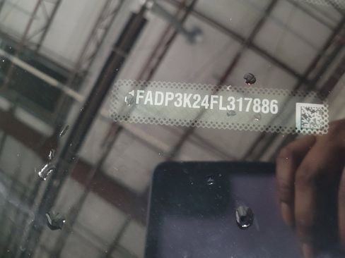 Used 2015 Ford Focus SE image 33