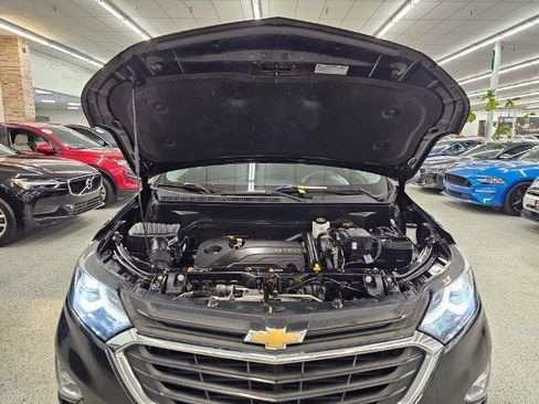 Used 2021 Chevrolet Equinox LT AWD/4WD image 38