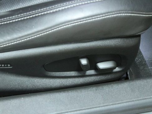 Used 2016 Chevrolet Camaro SS image 10