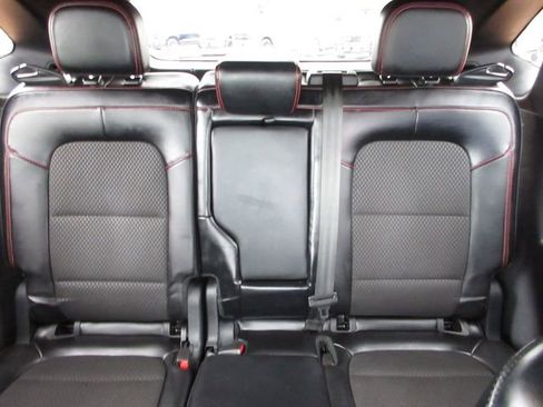 Certified 2024 Ford Escape ST-Line image 23