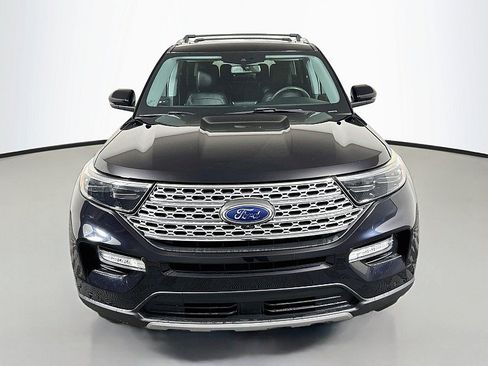 Used 2021 Ford Explorer Limited w/ Equipment Group 301A AWD/4WD image 2