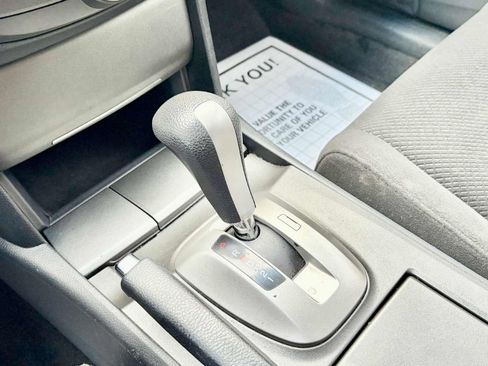 Used 2012 Honda Accord EX image 17