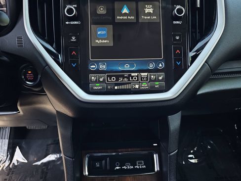 Used 2025 Subaru Ascent Touring AWD/4WD image 27