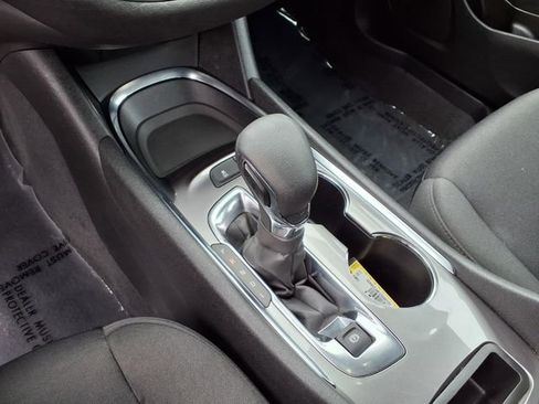 Used 2023 Chevrolet Malibu LT FWD image 23
