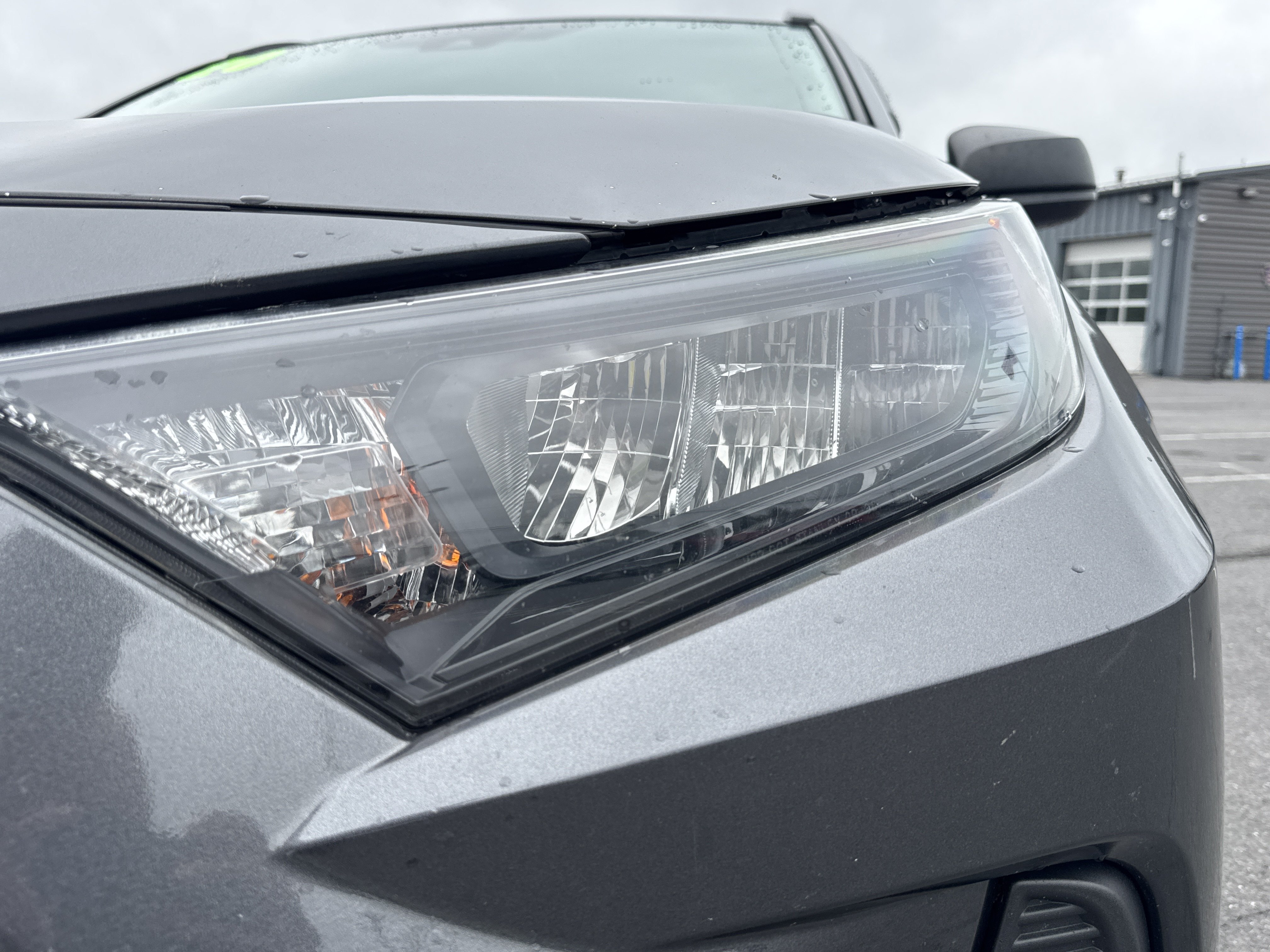 Used 2020 Toyota RAV4 LE w/ All Weather Liner Package AWD/4WD image 10