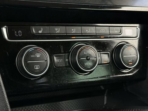 Used 2019 Volkswagen Arteon SE FWD image 20