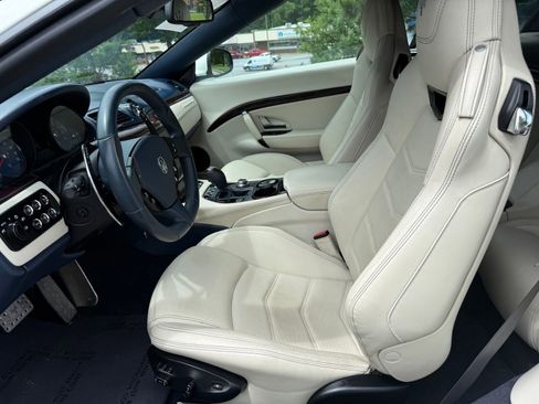 Used 2018 Maserati GranTurismo Sport RWD image 32