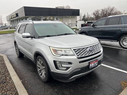 Used 2017 Ford Explorer Platinum