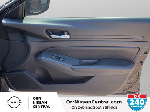 Used 2022 Nissan Altima 2.5 S FWD image 10