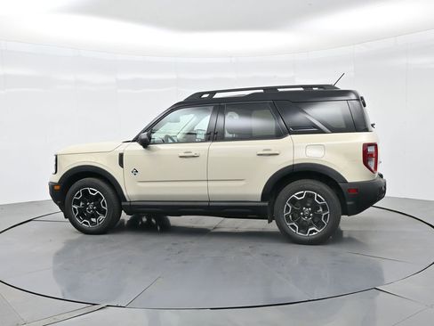 Used 2025 Ford Bronco Sport Outer Banks w/ Outer Banks Tech Package+ image 9