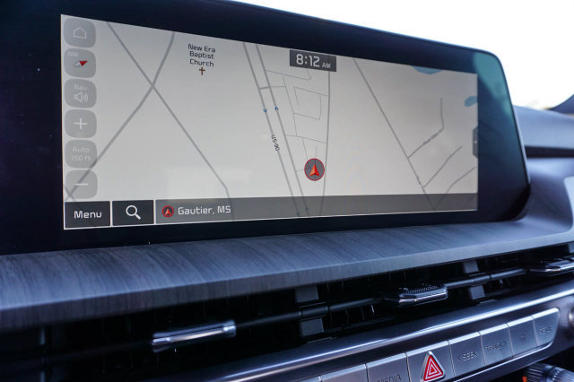 Used 2024 Kia Telluride SX w/ Towing Package FWD image 22