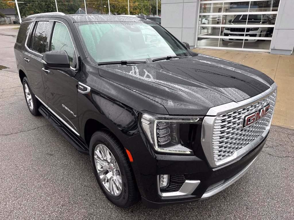 Used 2024 GMC Yukon Denali AWD/4WD image 6