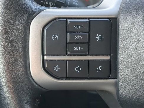 Used 2024 Ford Expedition Max XLT image 32