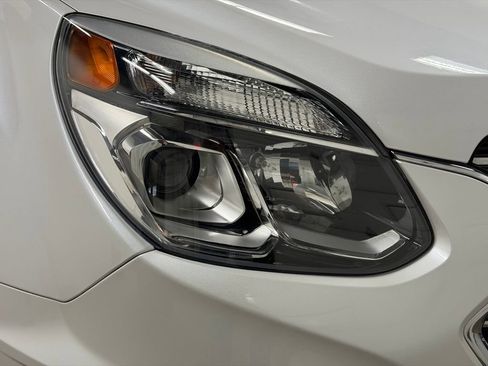 Certified 2017 Chevrolet Equinox Premier w/ Enhanced Convenience Package image 14