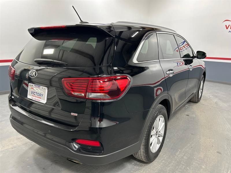Used 2020 Kia Sorento LX w/ LX I4 Convenience Package FWD image 3