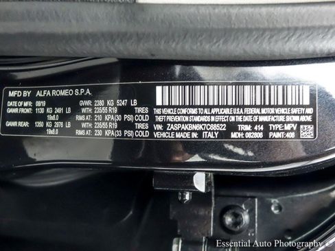 Used 2019 Alfa Romeo Stelvio Ti AWD/4WD image 34