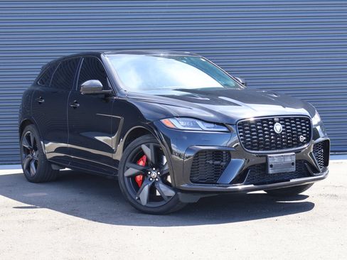 Used 2024 Jaguar F-PACE SVR AWD/4WD image 3