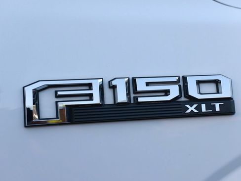 Used 2018 Ford F150 XLT w/ Equipment Group 302A Luxury AWD/4WD image 35