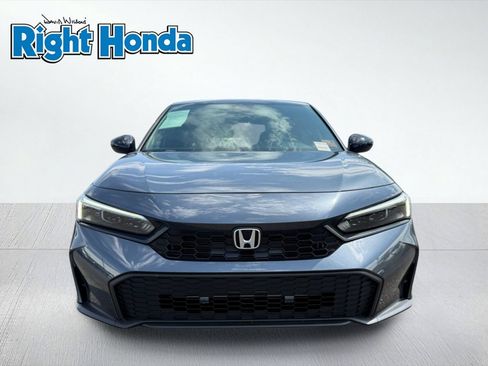 Used 2025 Honda Civic Sport image 5