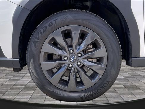 Certified 2025 Subaru Outback Onyx Edition image 8