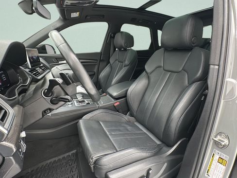 Used 2019 Audi SQ5 Prestige w/ Prestige Package AWD/4WD image 15