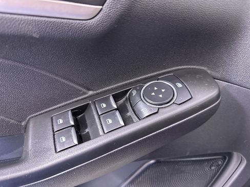 Used 2022 Ford Escape SE w/ SE Sport Appearance Package image 60