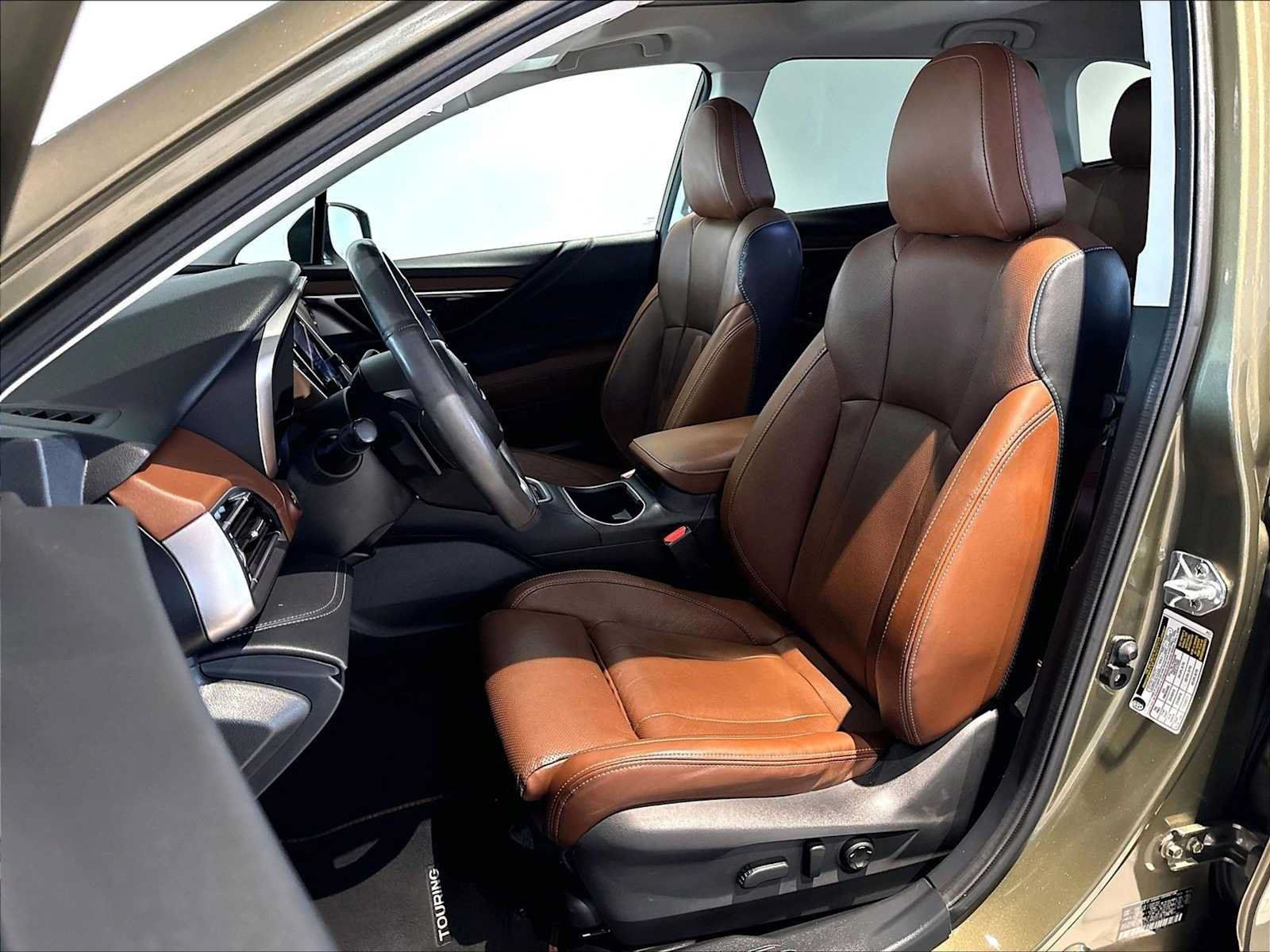 Used 2023 Subaru Outback Touring AWD/4WD image 8