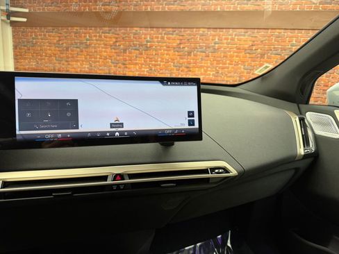 Used 2026 BMW iX xDrive45 image 19