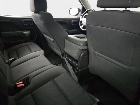 Used 2018 Chevrolet Silverado 1500 LT image 14